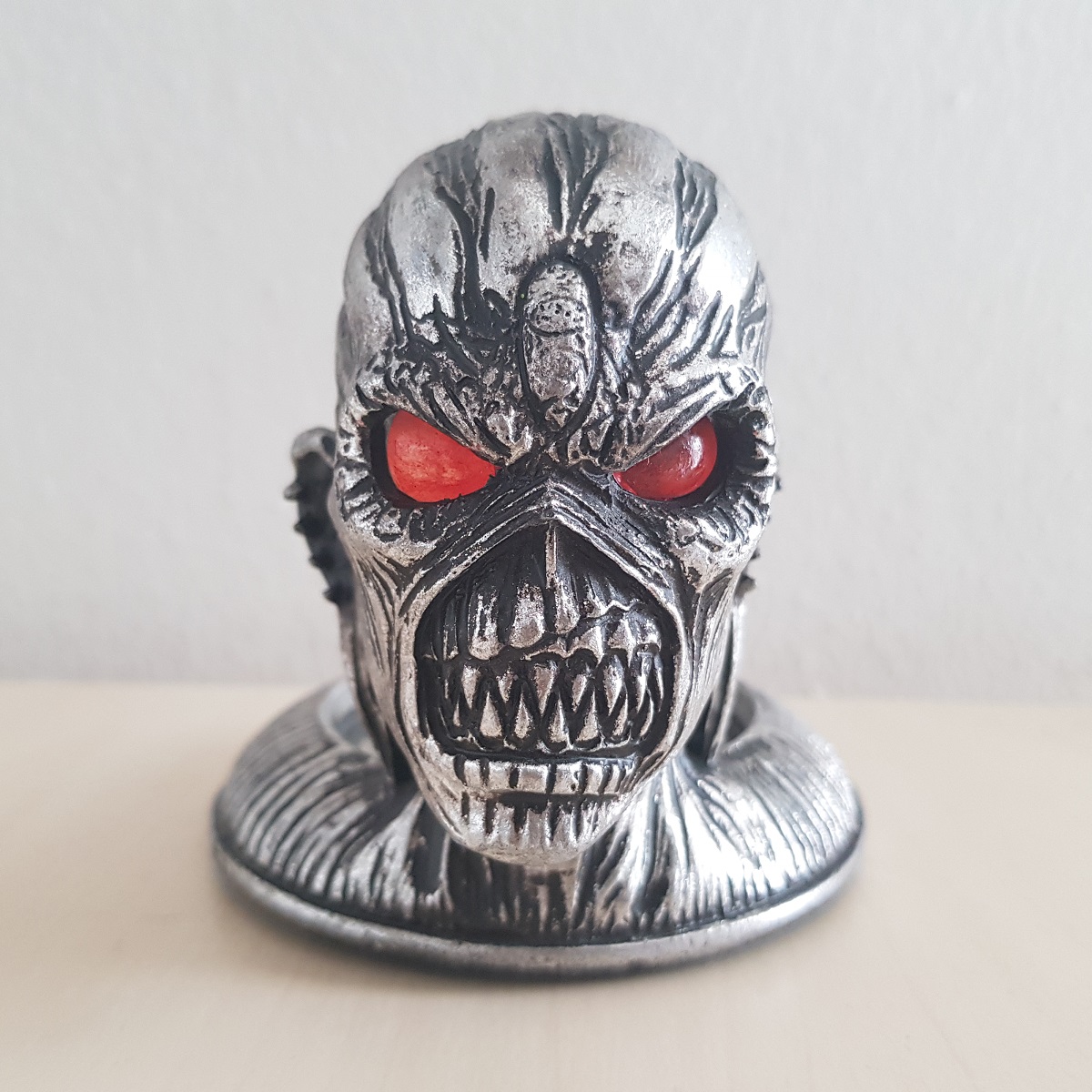 slump udrydde Regn Iron Maiden - Book Of Souls Candle Holder - Iron Maiden Collector